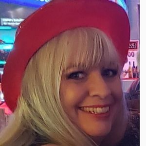 Meet your Posher, Shay